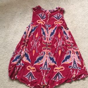 Xhilaration woman’s small sleeveless blouse